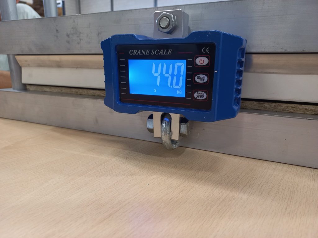 Custom made testing device to ensure sealing in the nuclear sector
