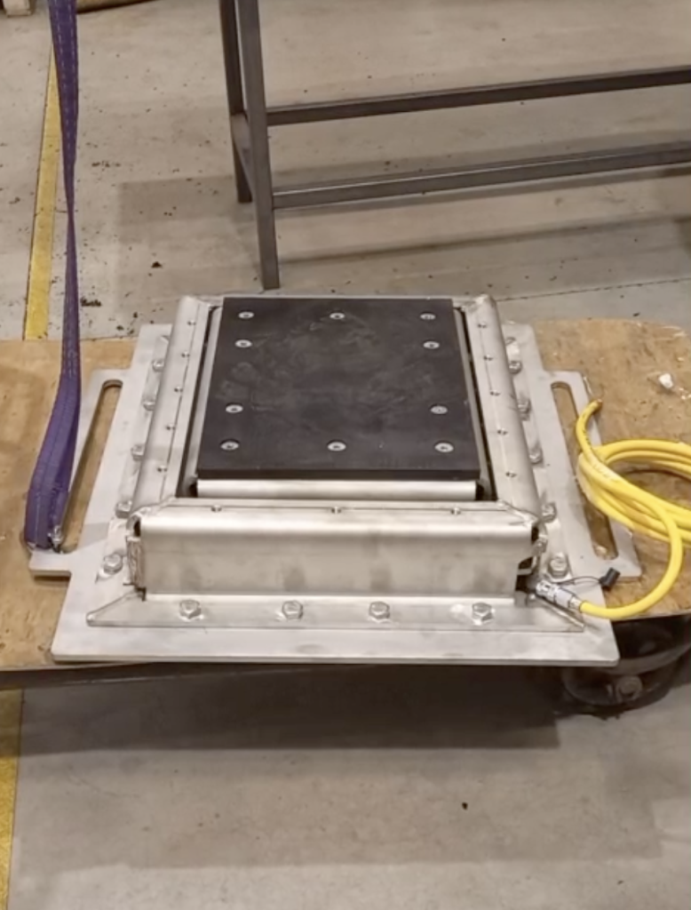 Pneumatic Stamp Applying Sealing Pressure